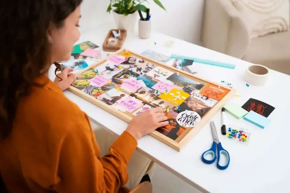 Mỗi vision board là một tác phẩm phản ánh nội tâm và ước mơ cá nhân