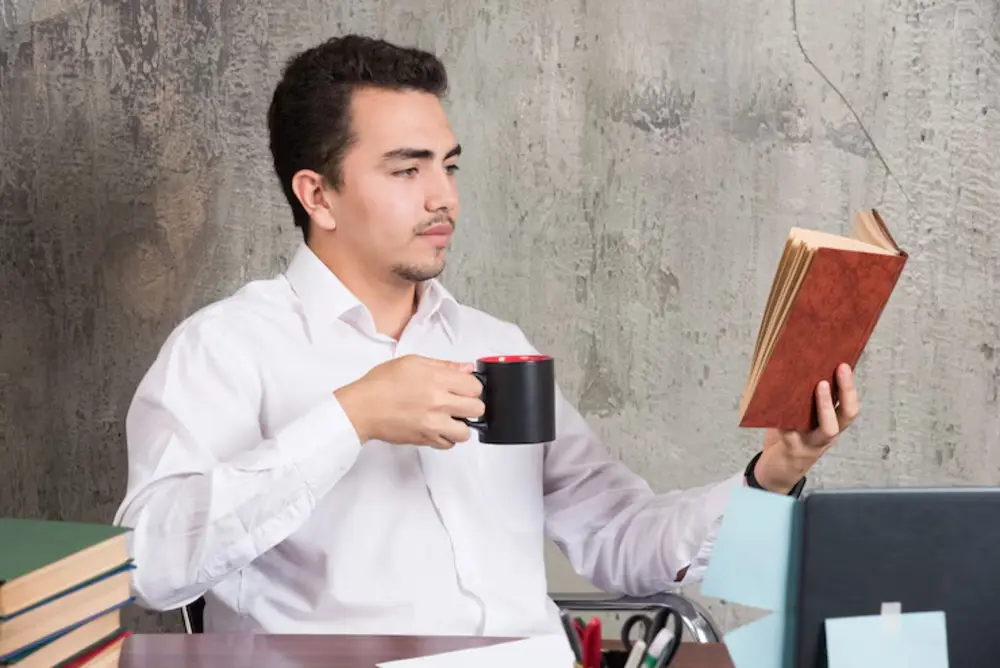 Điểm nổi bật của sách tư duy ngược, tập trung vào những phương pháp sáng tạo và cách tiếp cận mới trong giải quyết vấn đề